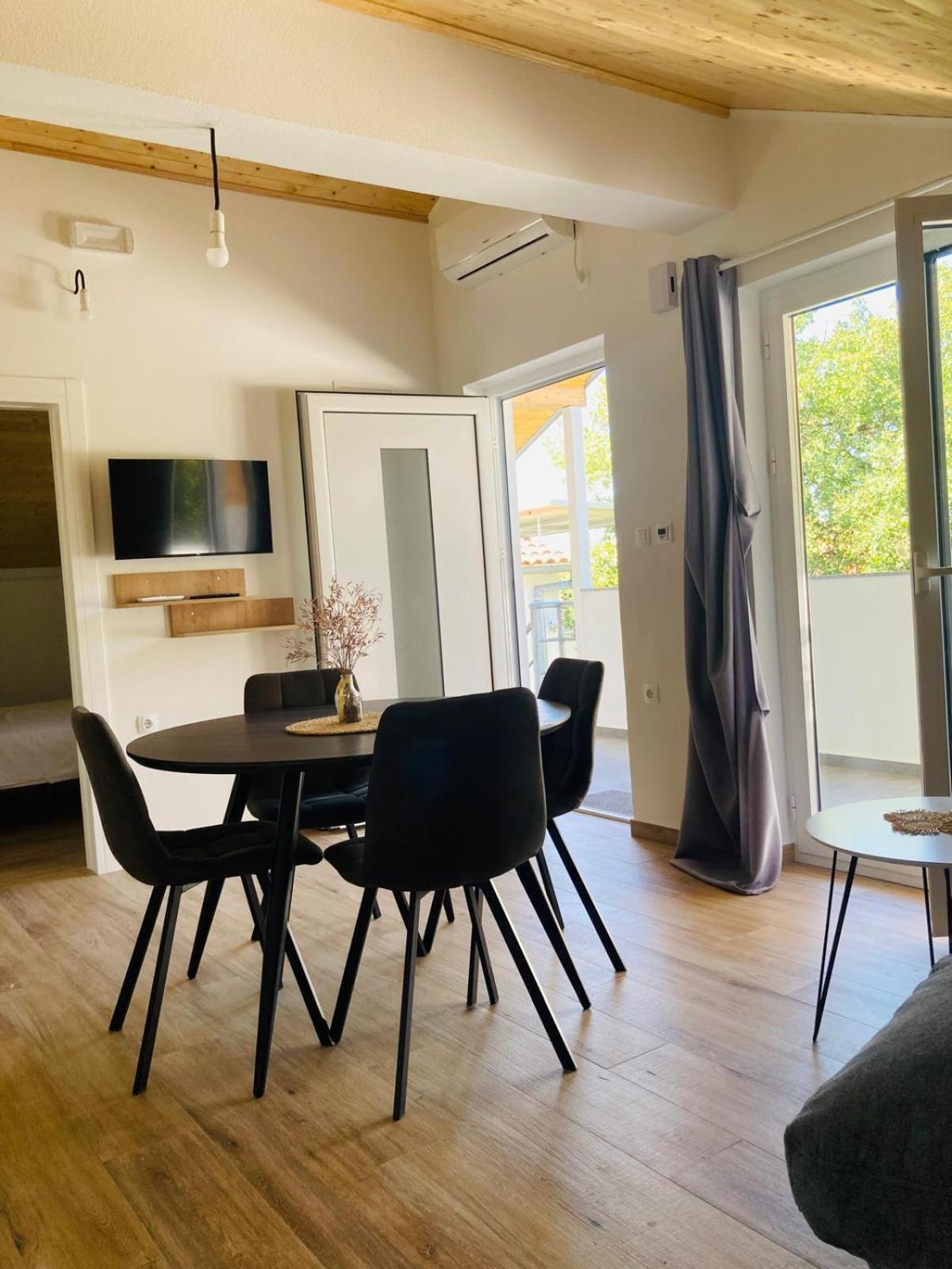 Apartment Mrkic Biograd Na Moru Exterior photo