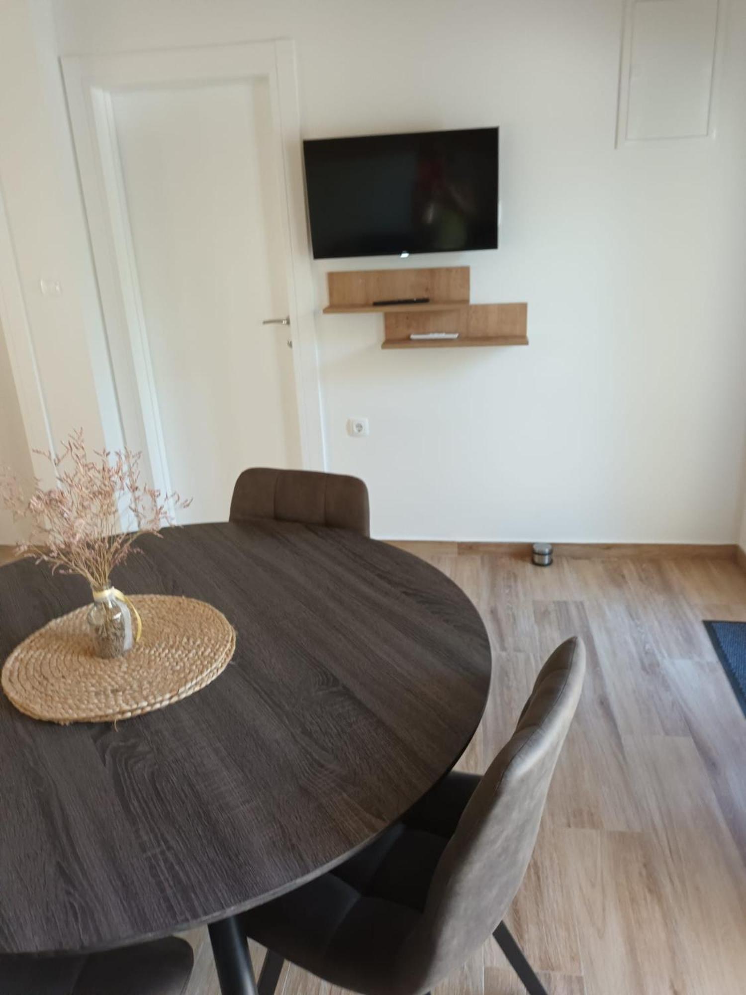 Apartment Mrkic Biograd Na Moru Exterior photo