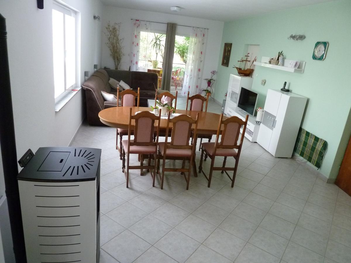 Apartment Mrkic Biograd Na Moru Exterior photo